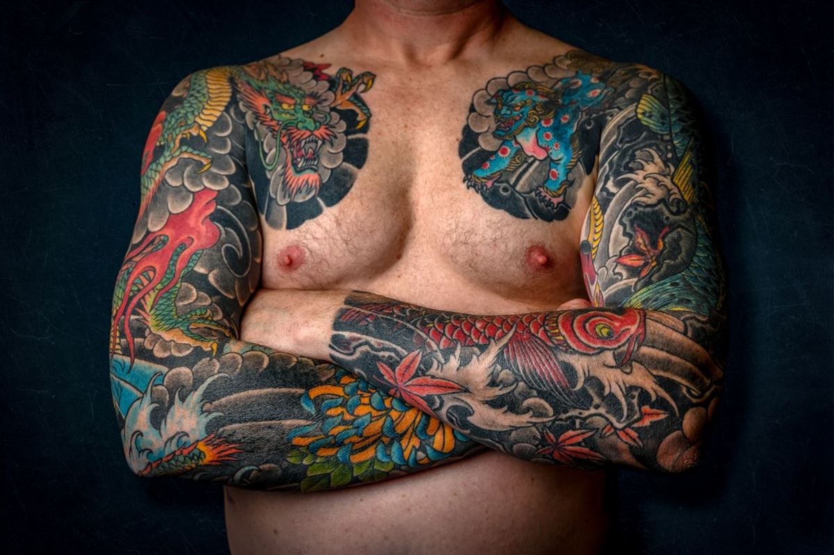 Detail of a color traditional forearm by Dee